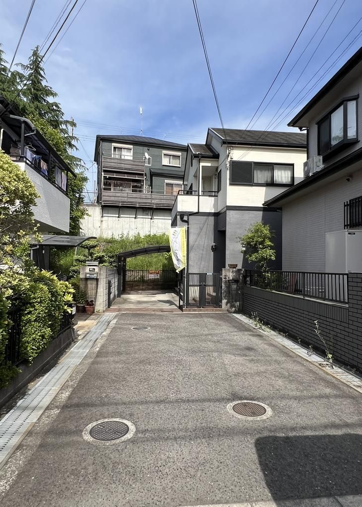 5LDK Detached House for Sale in Izumi City, Osaka - Thumbnail 2