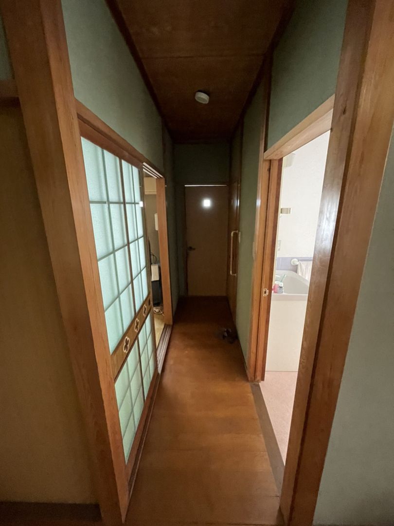 8DK Detached House on 114 Tsubo Land in Tatsuno, Hyogo - Thumbnail 3