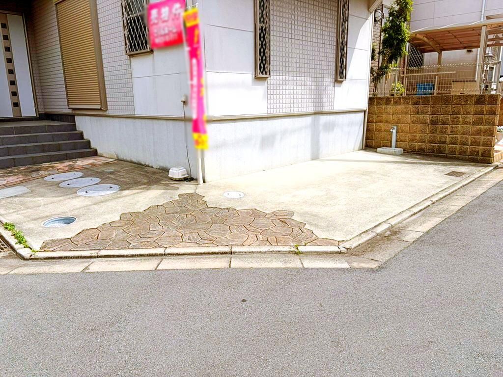 Renovated 4LDK House for Sale in Habikino, Osaka - Thumbnail 4
