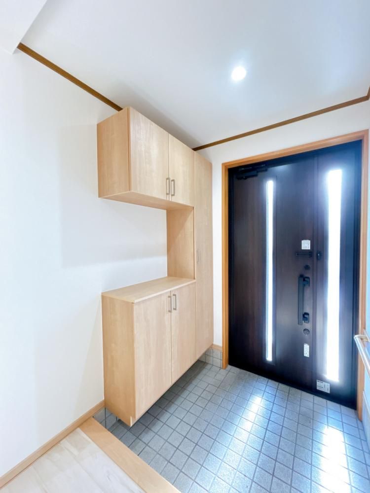 Renovated Two-Generation House for Sale in Tomakomai, Hokkaido - Thumbnail 2