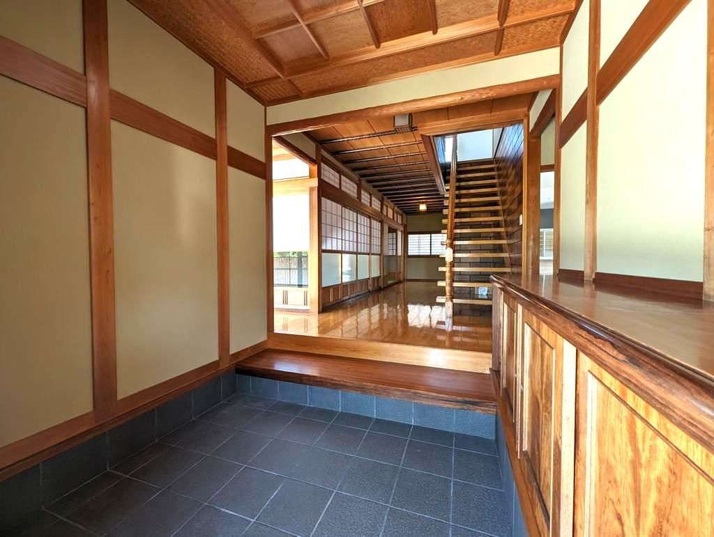 Spacious 6LDK House for Sale in Kashiba, Nara - 257 sqm - Thumbnail 4