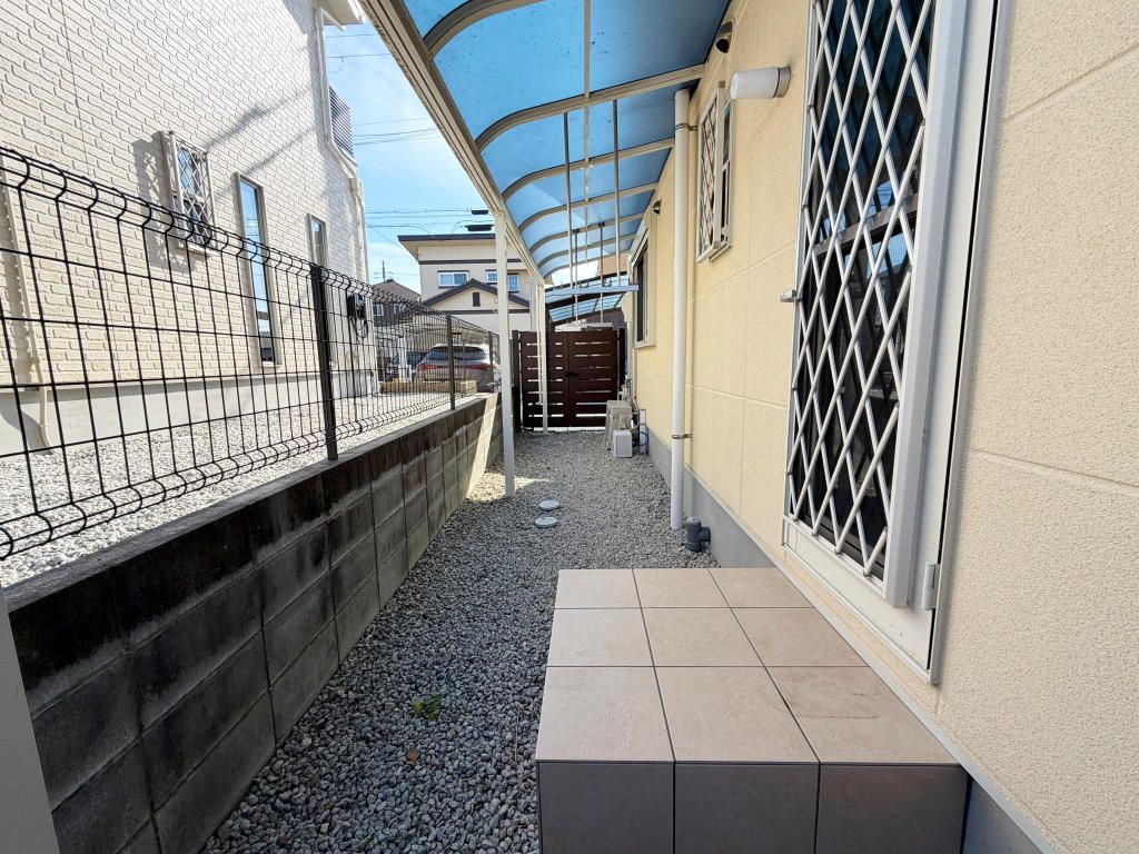 Refurbished 4LDK House for Sale in Kizugawa, Kyoto - Thumbnail 4