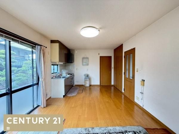 2LDK House for Sale in Iwade City, Wakayama - Thumbnail 3