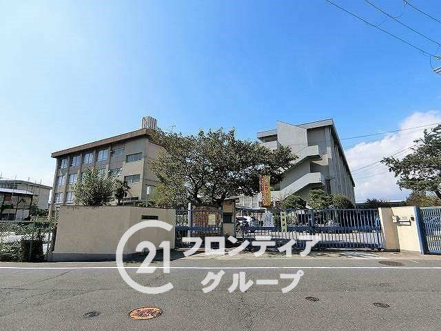 4DK Family Home in Neyagawa, Osaka | Renovated & Near Schools - Thumbnail 4