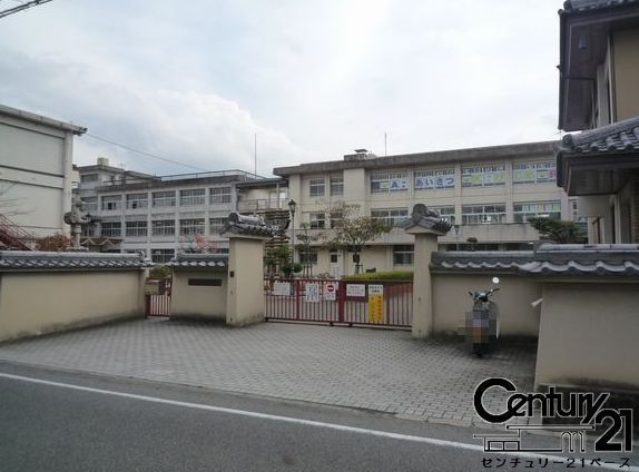 8DK Detached House for Sale in Ikaruga, Nara - 214m² - Thumbnail 4