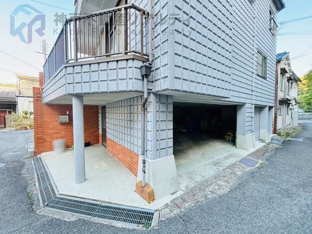 4LDK Detached House for Sale Near Myohoji Station, Kobe - Thumbnail 3