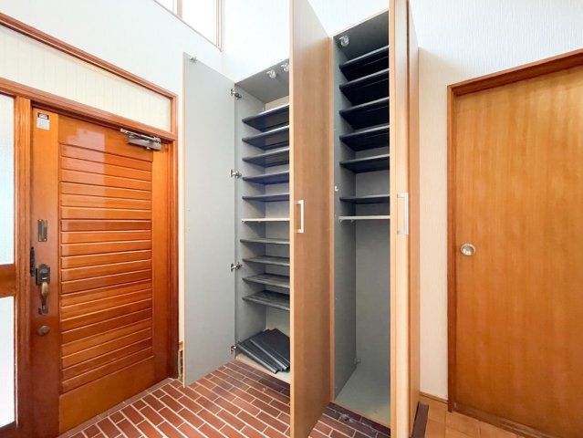 4LDK Detached House for Sale in Sumiyoshidai, Kobe - Thumbnail 4