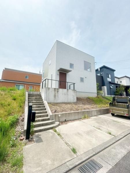 3LDK Detached House in Kumatori-cho, Osaka - 105.99 sqm - Thumbnail 3