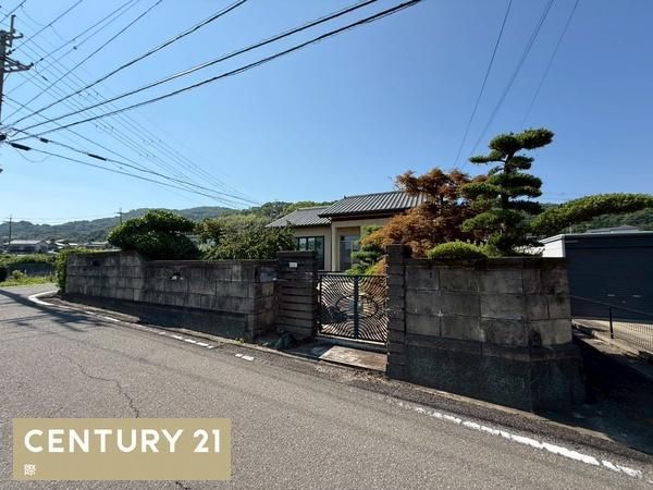 3DK House for Sale in Kinokawa City, Wakayama - 76.18 sqm - Thumbnail 2
