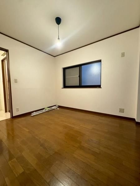 3-Story 3LDK House with Garage for Sale in Matsubara, Osaka - Thumbnail 4