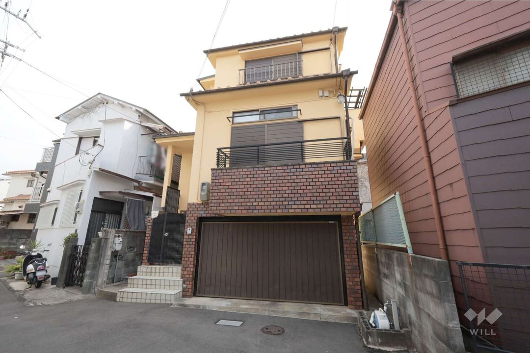 5LDK Detached House for Sale in Ikeda City, Osaka - Thumbnail 2