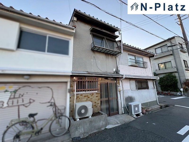 3K Terrace House for Sale Near Wadamisaki Station, Kobe - Image 1