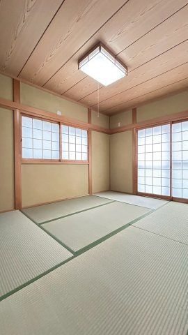 4SLDK Detached House for Sale near Sakurai Station, Minoh - Thumbnail 3