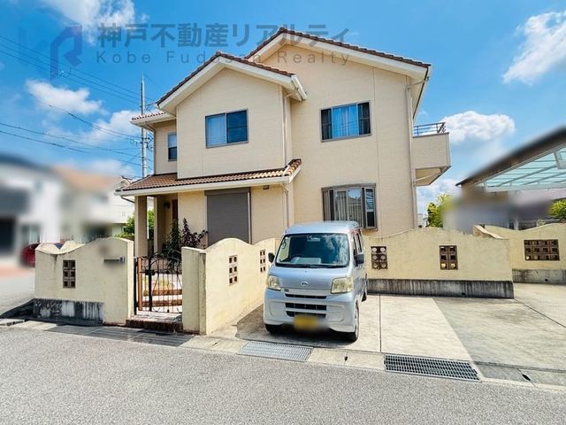 4SLDK Detached House for Sale in Kamiotsudai, Kobe - Thumbnail 2