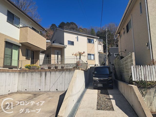 4LDK Detached House in Ikoma City, Nara - 100.44 sqm - Thumbnail 2