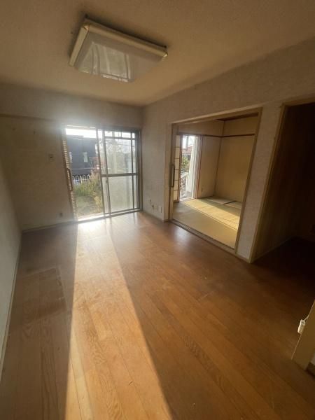 3LDK Detached House for Sale in Takakuradai, Kobe - Image 1