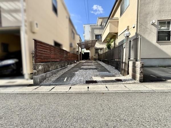 4LDK House for Sale in Kobe Nada Ward, Near Rokkomichi Station - Thumbnail 2