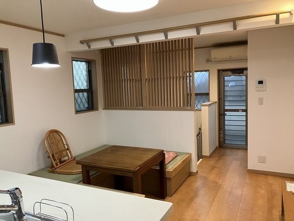 1LDK Renovated House for Sale in Toyonaka, Osaka - Thumbnail 2
