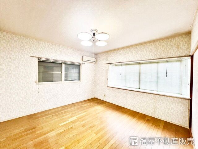 5DK House for Sale in Nagaokakyo, Kyoto - 110.97 sqm - Thumbnail 2