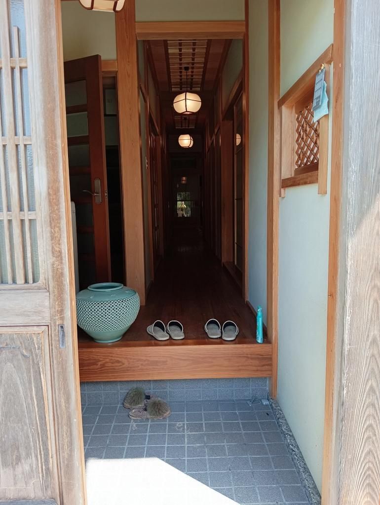 Spacious 12SDK Wooden Home in Shimoichi, Nara with Large Lot - Thumbnail 3