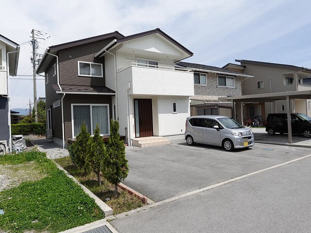 4SLDK House in Suwa City with 124m² Living Space - Thumbnail 3
