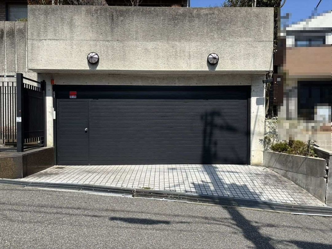 4SLDK House for Sale in Nishinomiya, Hyogo - 290.79 sqm - Thumbnail 2