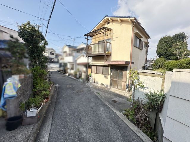 5DK Detached House for Sale in Sakai, Osaka - 498万円 - Thumbnail 2