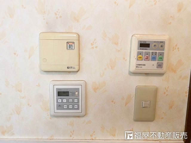 3-Story House with Elevator near Nagase Station, Higashiosaka - Thumbnail 4