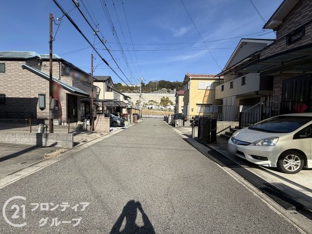 4SLDK House in Kobe Tarumi Ward with Wooden Deck & Recent Renovations - Thumbnail 2