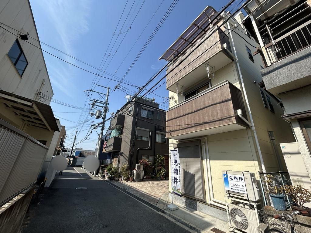 Renovated 4LDK Corner Lot House for Sale in Osaka's Hirano Ward - Thumbnail 3