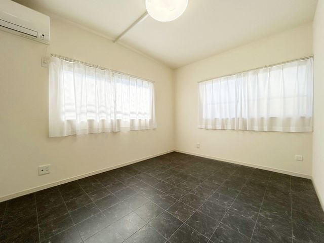 4LDK Terrace House for Sale in Minoh City, Osaka | Near Sakurai Station - Thumbnail 4