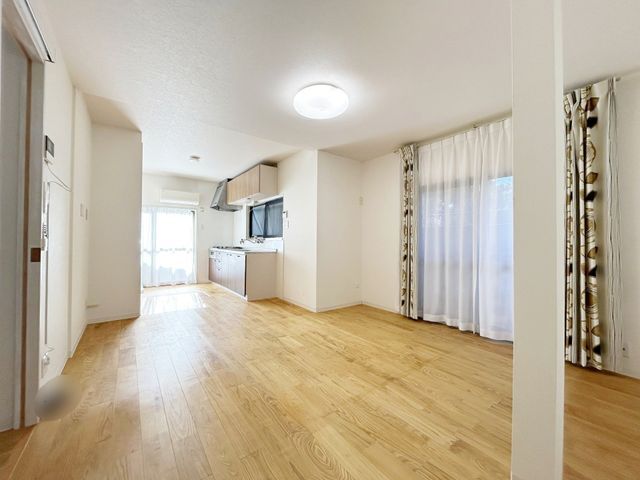 4LDK Terrace House for Sale in Minoh City, Osaka | Near Sakurai Station - Thumbnail 3