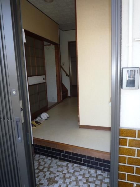 5LDK Wooden House for Sale in Iwade, Wakayama - Thumbnail 2