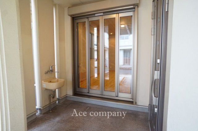 Renovated 4LDK House in Higashiosaka - 27.8M Yen - Thumbnail 4
