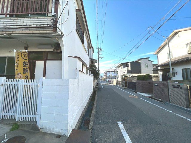 3DK Used Townhouse in Nishinomiya City, Hyogo - 49.54 sqm - Thumbnail 2