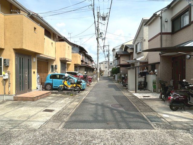 3LDK Detached House for Sale in Sagano, Ukyo-ku, Kyoto - Thumbnail 2