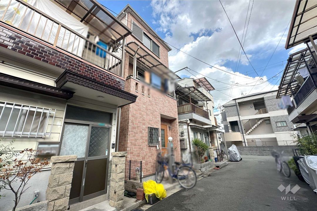 Detached House for Sale in Yodogawa Ward, Osaka - 2SLDK, 72.9 sqm - Thumbnail 2