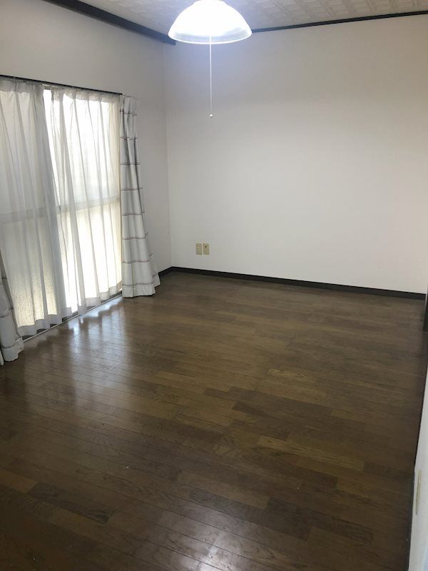 Used House for Sale in Tsu City, Mie - 5DK, 141.96 sqm - Thumbnail 4