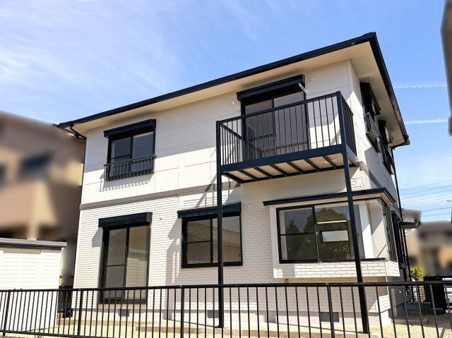 Renovated 3SLDK House in Komono Town, Mie - 110.95 sqm - Thumbnail 2