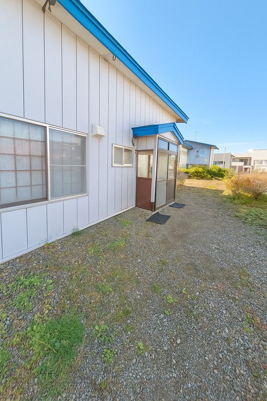 3LDK Detached House for Sale in Abira Town, Hokkaido - 980,000 Yen - Thumbnail 2