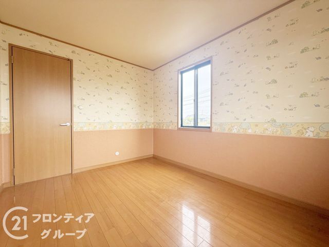 5LDK Detached House for Sale in Himeji, Hyogo - Near Hiramatsu Station - Thumbnail 4
