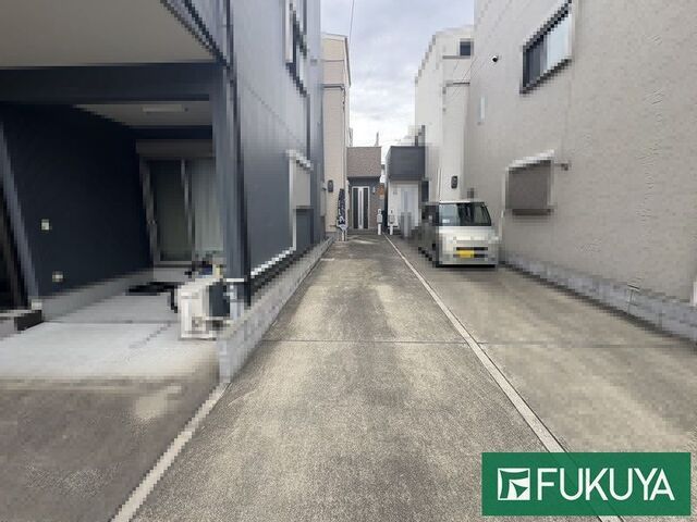 4LDK House for Sale in Toyonaka Near Mikkuni Station - Thumbnail 4