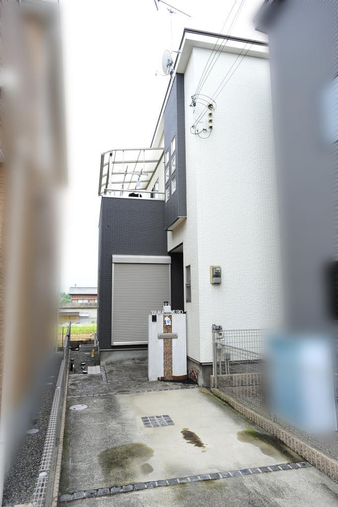 4LDK Detached House for Sale in Izumi City, Osaka - Thumbnail 3