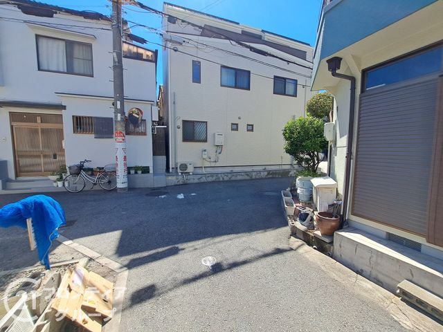 4LDK Detached House for Sale in Nishiyodogawa-ku, Osaka - Thumbnail 4
