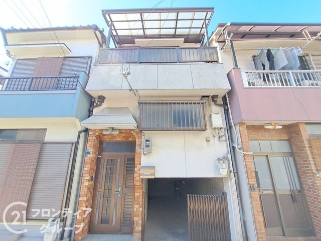 4LDK Detached House for Sale in Nishiyodogawa-ku, Osaka - Thumbnail 3