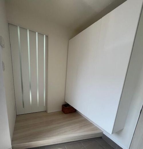 4LDK Detached House for Sale in Iwade, Wakayama - Thumbnail 3