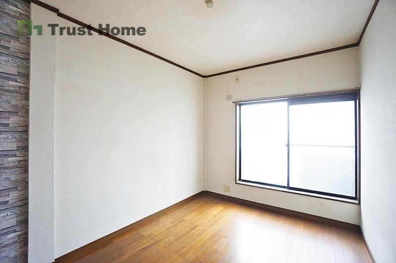 4DK House for Sale in Nishiyodogawa-ku, Osaka - 94m² - Thumbnail 3