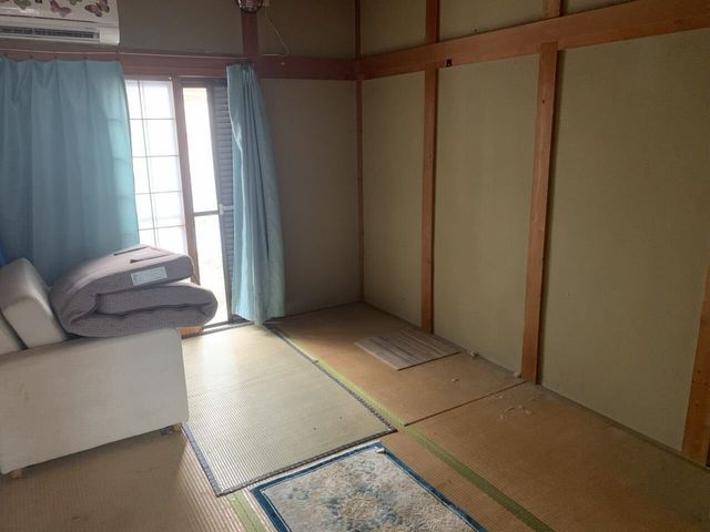 4DK House for Sale in Kawachinagano, Osaka - 62.17 sqm - Thumbnail 2