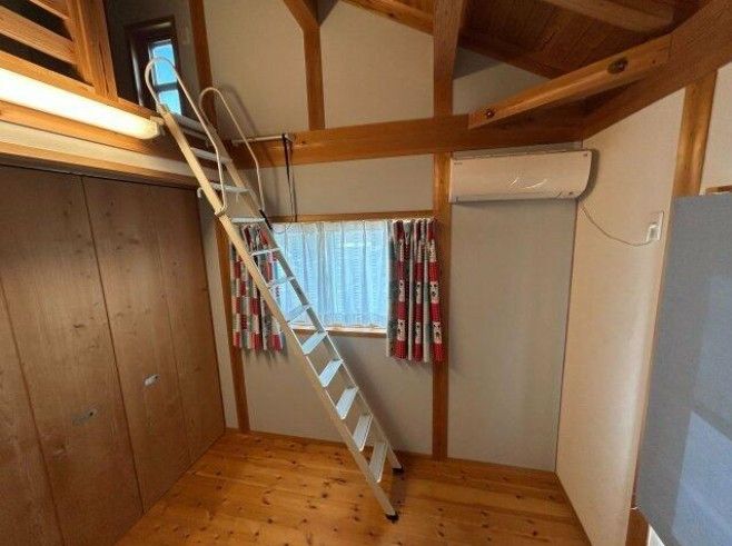 4LDK Used House for Sale in Teira 4-chome, Wakayama City - Thumbnail 3