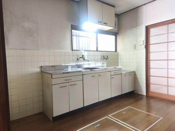 5DK House for Sale in Quiet Ukyo Ward, Kyoto - Thumbnail 4